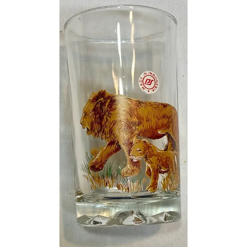Vintage Wildlife/Safari Glasses Pasari Style Set of 6 African Animals w Young
